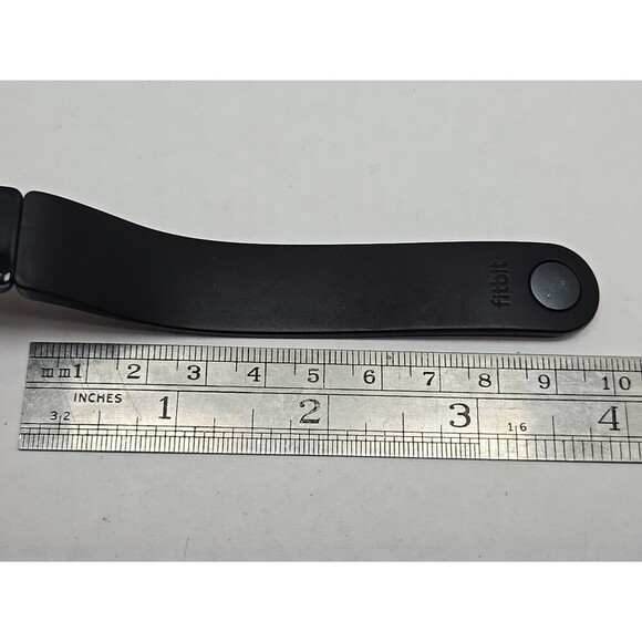 Fitbit Inspire FB412 Fitness Activity Tracker Black Tested Includes Charger Band - Picture 9 of 11